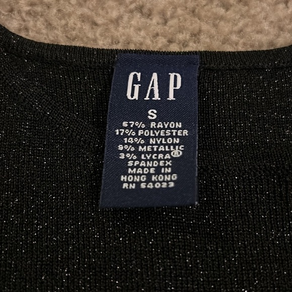 Gap metallic stretchy tank - Picture 2 of 4